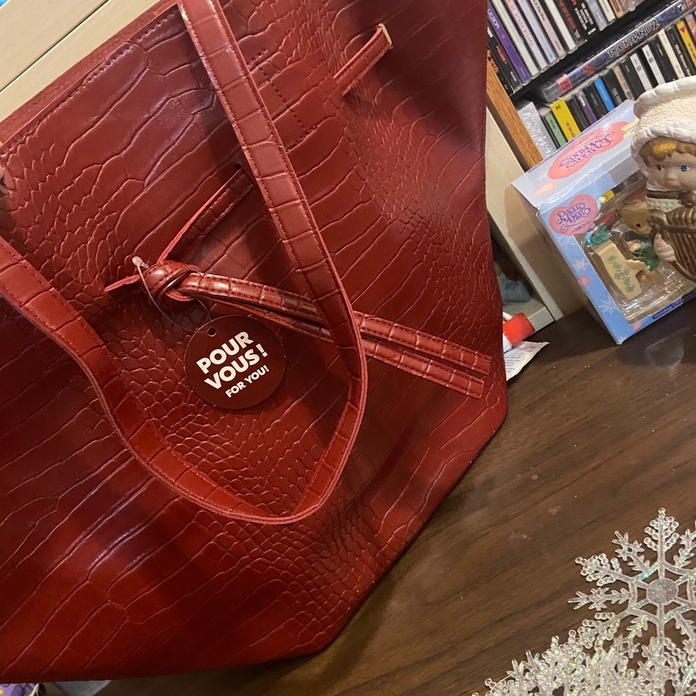 Red croco totes